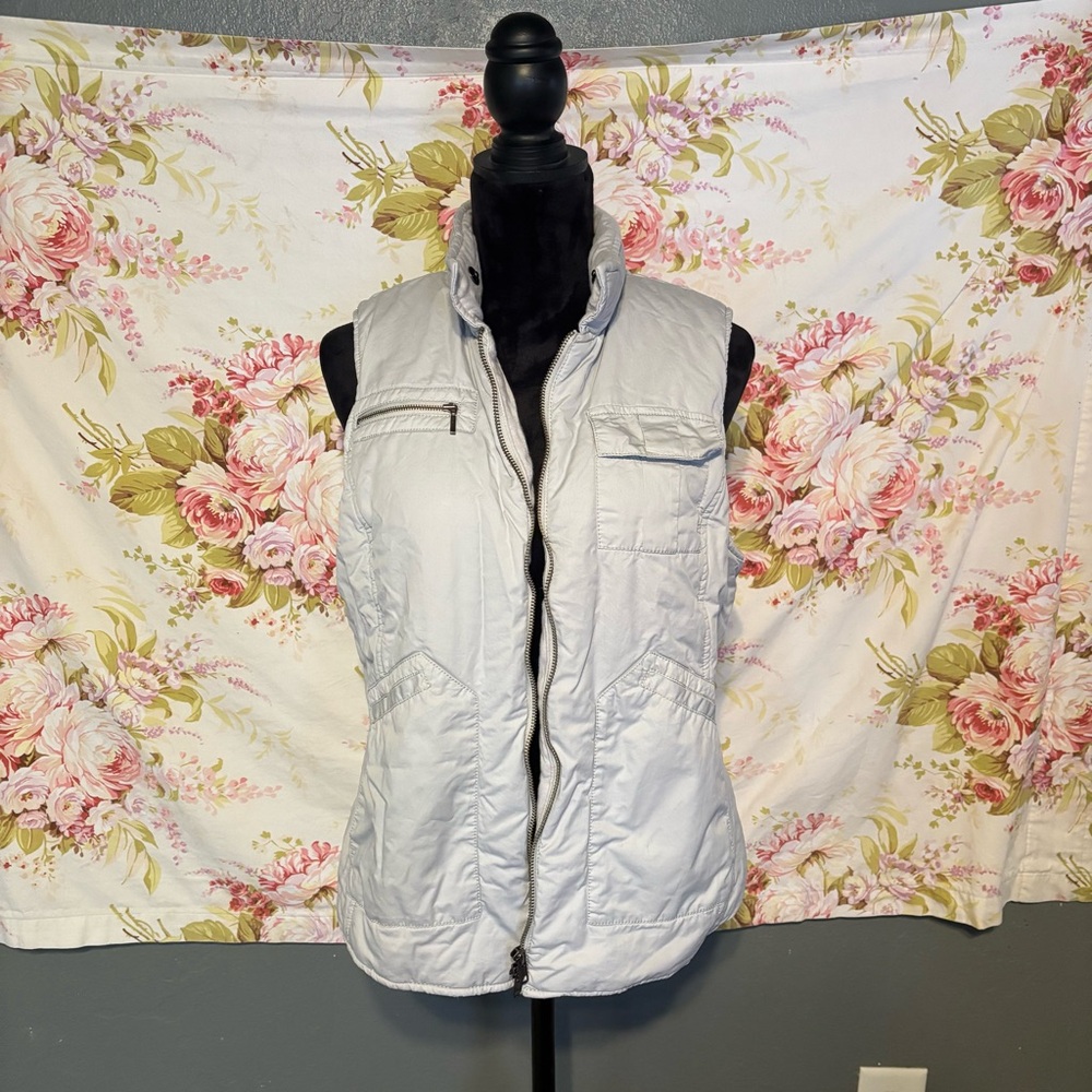 Cabi light gray/white Quilted Vest. Size L.
